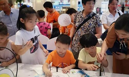 清涼一夏畫出來，盆栽冰淇淋&團扇彩繪美好上演！