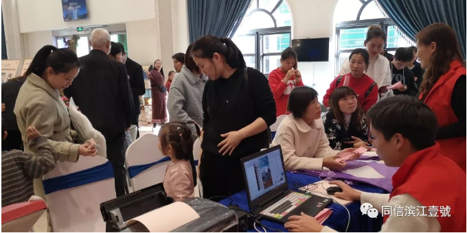 愛(ài)心定制抱枕，把幸福抱回家